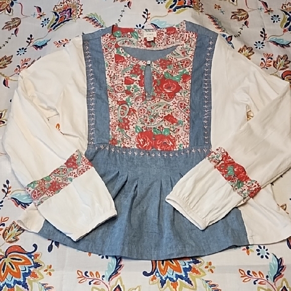 Anthropologie Tops - Anthropologie Medium Top